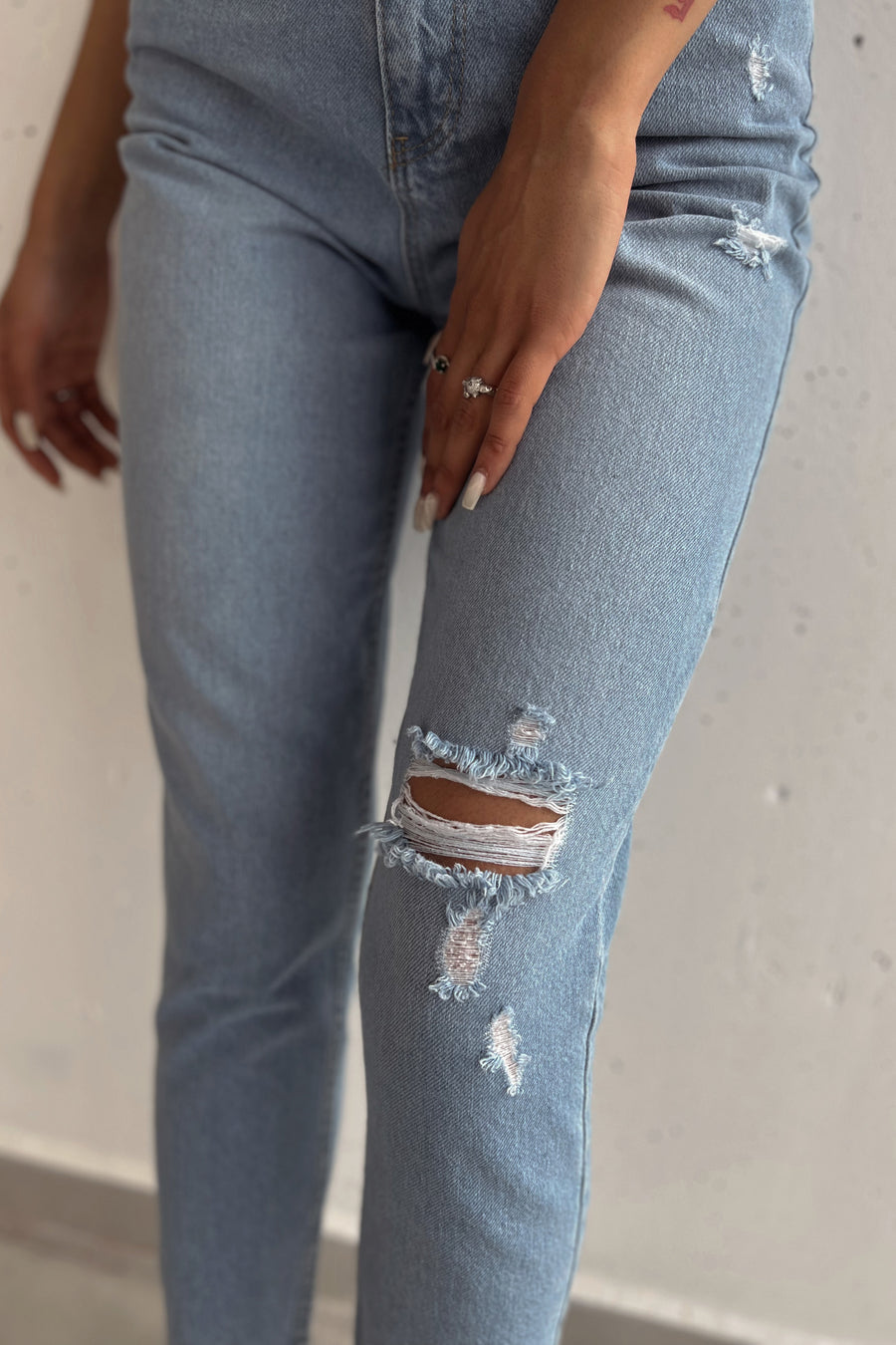 Jeans Mom Style